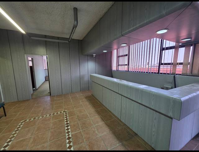 100M² OFFICE TO LET IN DURBAN CENTRAL